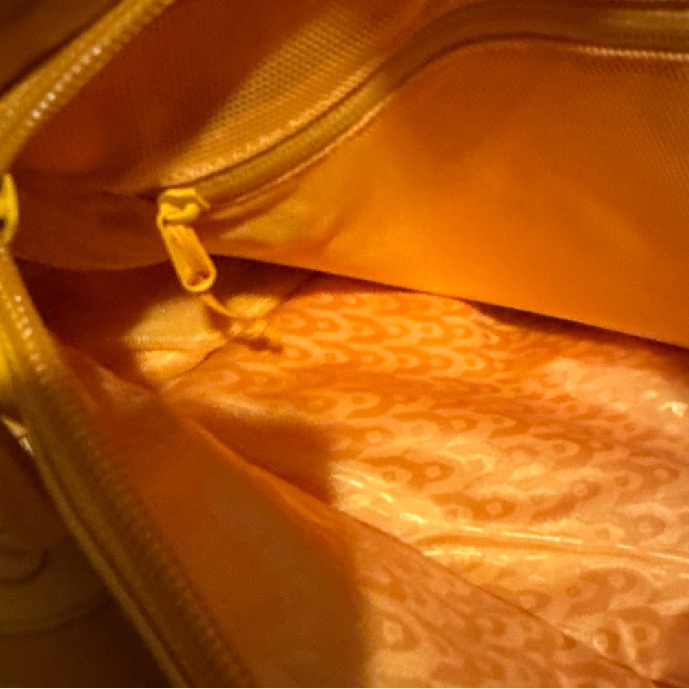 NEW Baboon to the Moon Go-Bag [Basic] — Big (60L) Yellow - Picture 13 of 13